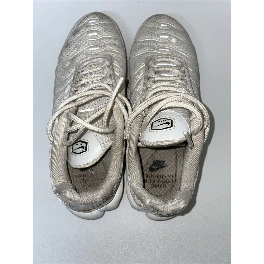 Women's Size 6.5 Nike Air Max Plus White Running‎ Shoes